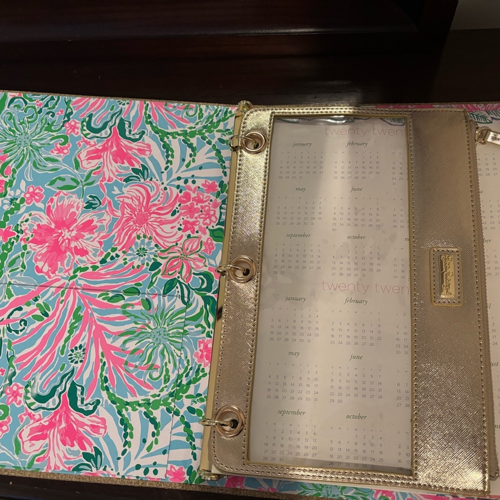 Lilly Pulitzer Tan and Gold Textured Binder with pencil holder and 2025 calendar - Picture 7 of 11